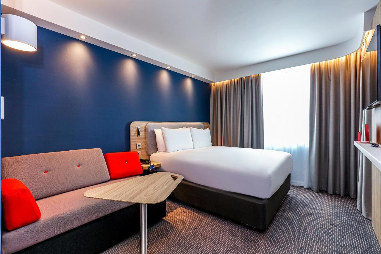 Holiday Inn Express - Exeter - City Centre By Ihg Exterior foto