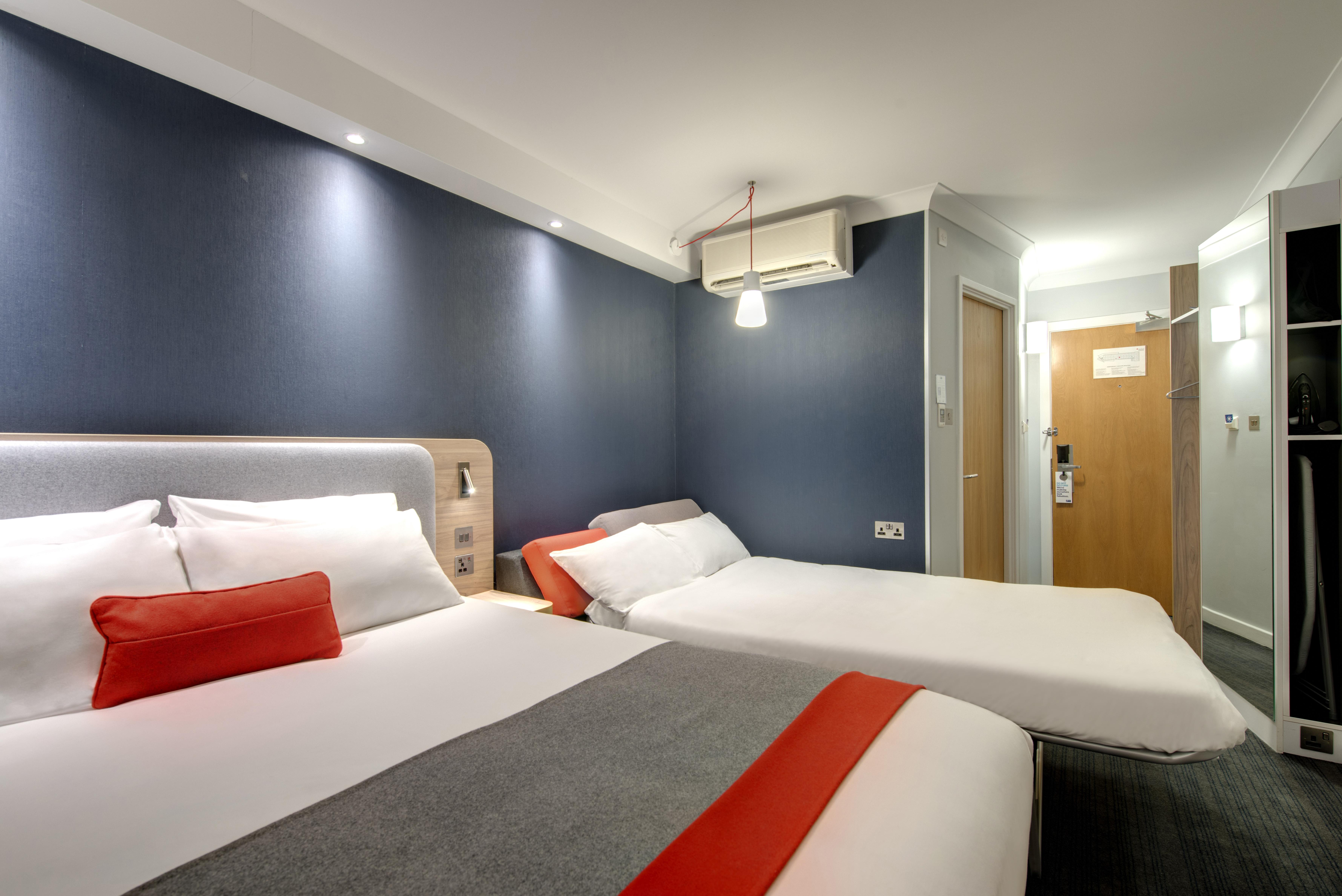 Holiday Inn Express - Exeter - City Centre By Ihg Exterior foto
