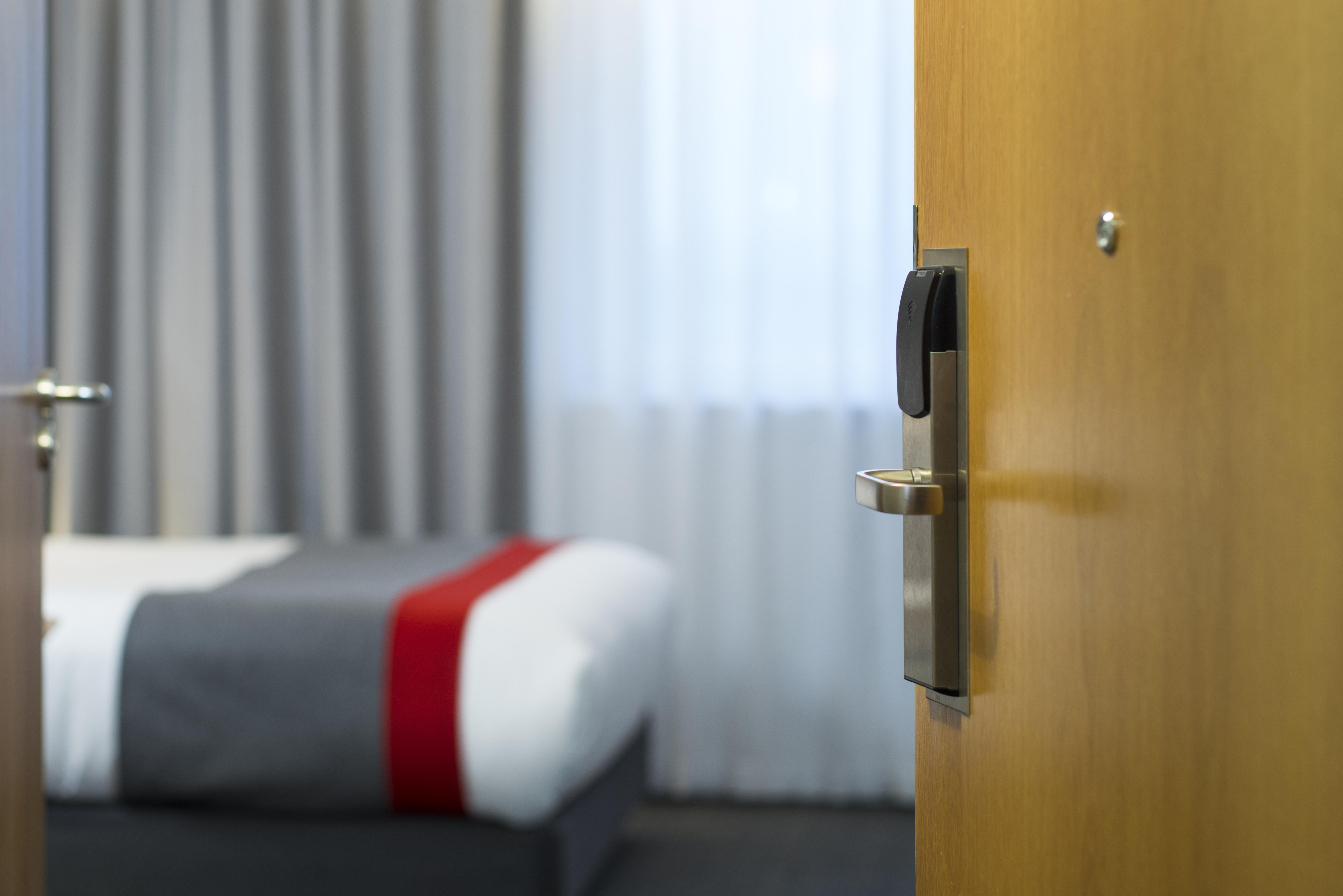 Holiday Inn Express - Exeter - City Centre By Ihg Exterior foto